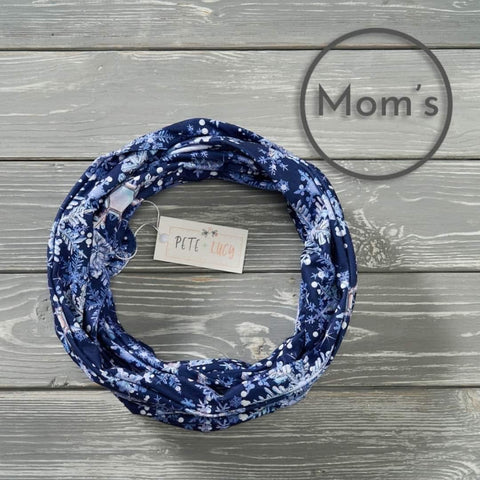 Winter Family 2023 Mom Scarf